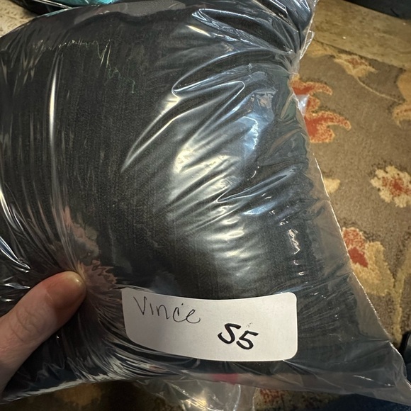 VINCE WOOL/CASHMERE BLACK shoulder zip oversized soft quiet luxury sweater XS - Picture 11 of 11